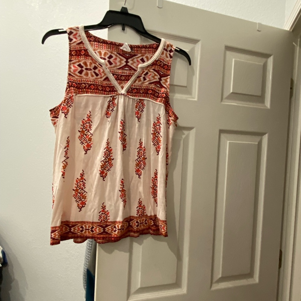 Akemi & Kin sleeveless top